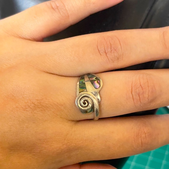 Vintage sterling silver Mexico abalone shell adjustable ring - Picture 1 of 8